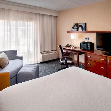 Courtyard By Marriott Hartford Windsor Airport Hotel Exterior photo